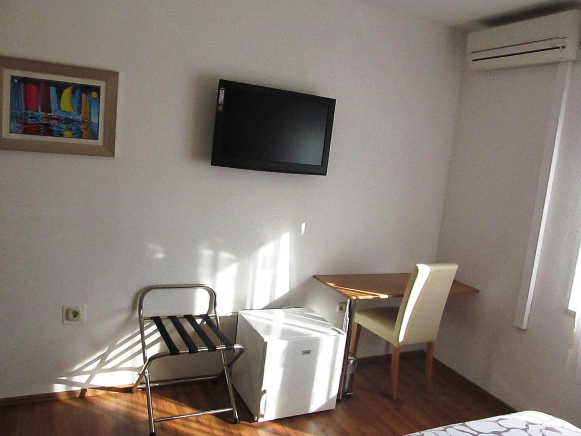 Blue Tree Rooms Split Room photo